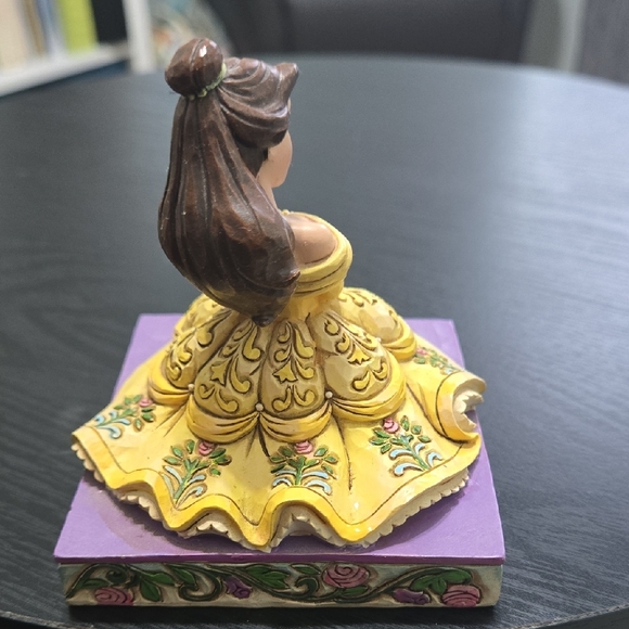 Jim Shore Belle Figurine - Picture 3 of 6